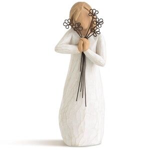 Willow Tree Friendship Figurine in Cream Vintage 2004 Susan Lordi